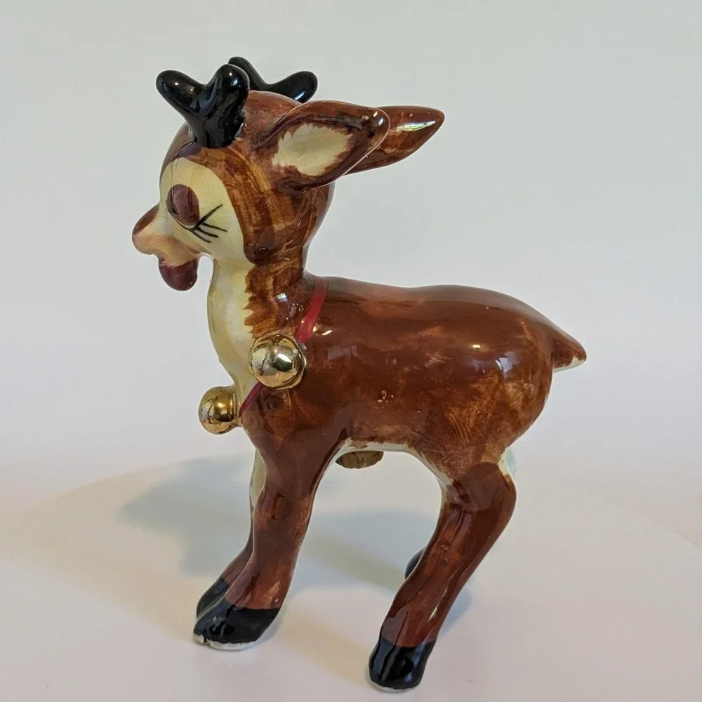 Napco Reindeer Kissing Salt & Peppers Gold Bells Cork‎ Stoppers, Dear & Dearest